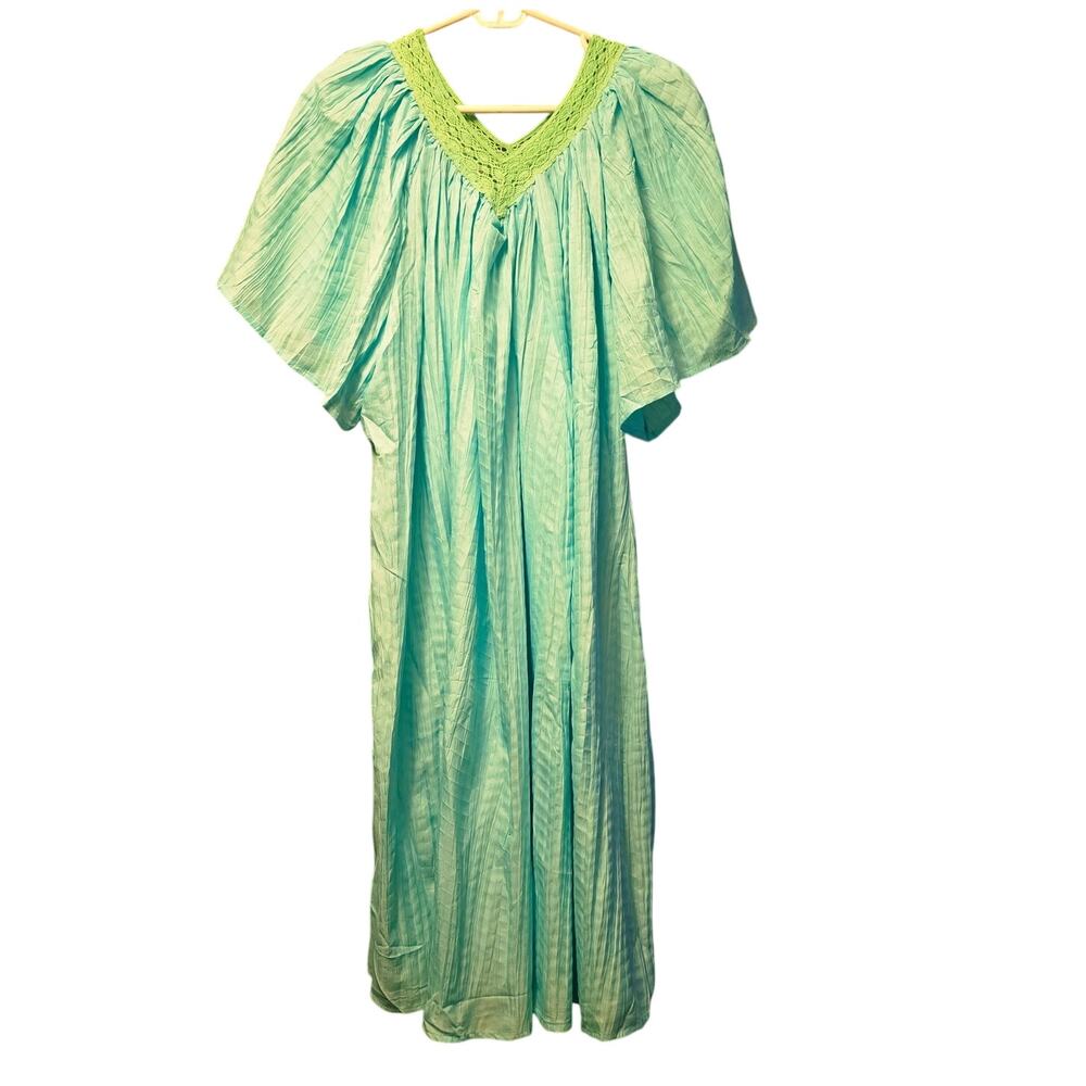 CW classic mint midi crinkle kaftan dress 2x